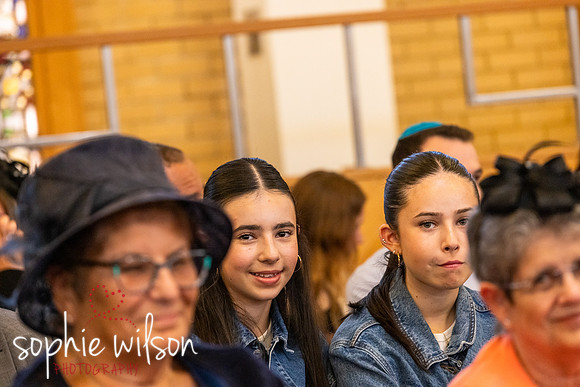 Holly and Issy Bat Mitzvah Friday and sunday May 2025-198
