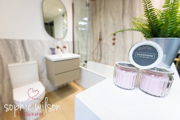 AARDVARKBATHROOMSHOWROOM170426-15
