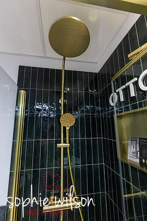 AARDVARKBATHROOMSHOWROOM170426-30