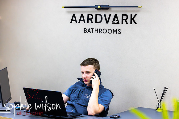 AARDVARKBATHROOMSHOWROOM170426-38
