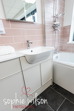 AARDVARKBATHROOMSHOWROOM170426-59