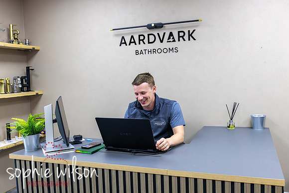 AARDVARKBATHROOMSHOWROOM170426-94