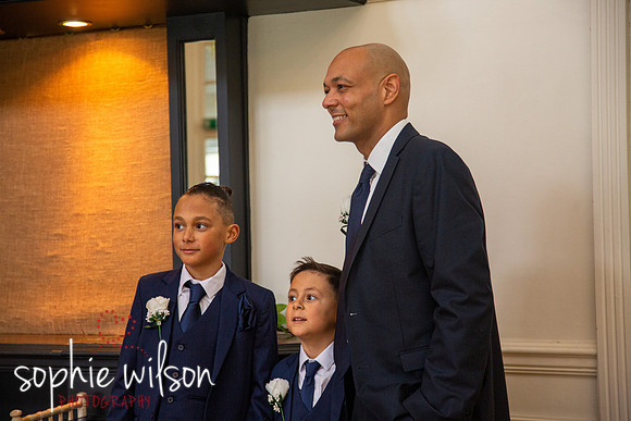 WeddingOfNatalieandJordanShenleyCricketClub-28