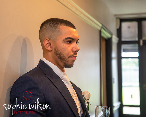 WeddingOfNatalieandJordanShenleyCricketClub-30