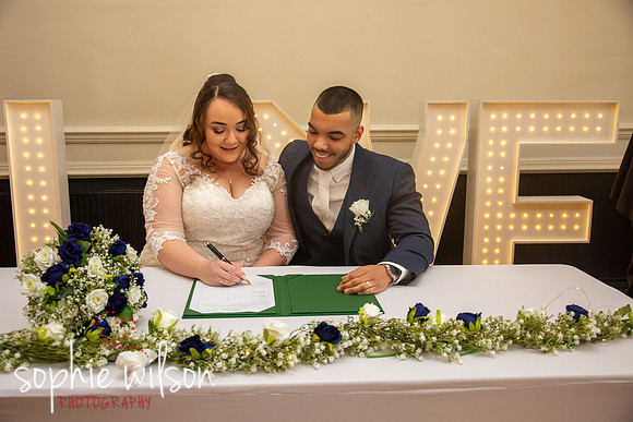 WeddingOfNatalieandJordanShenleyCricketClub-147