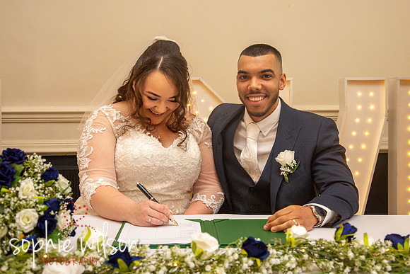 WeddingOfNatalieandJordanShenleyCricketClub-148