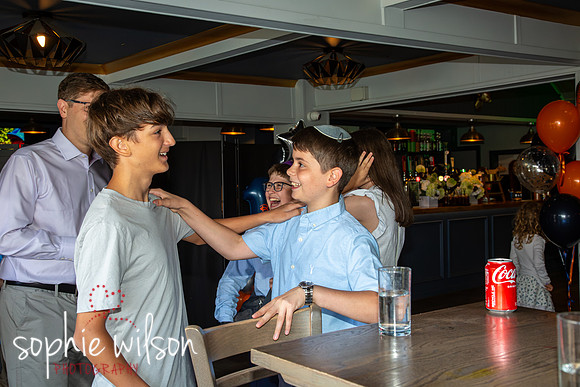 Raphaels_Bar_Mitzvah2026Arkley9-64