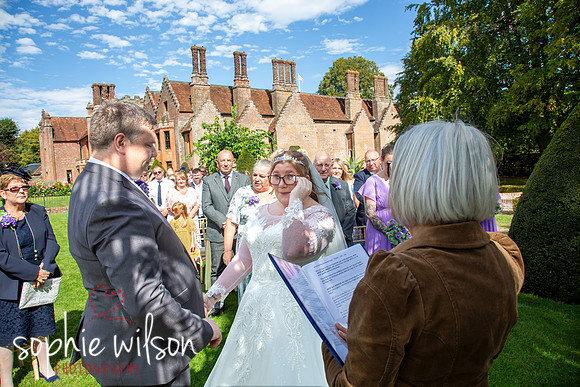 Wedding of Jack and Amanda Chenies Manor 120926-156