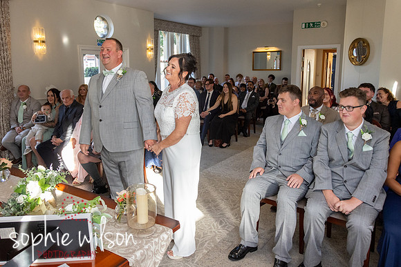 Wedding of Ali and Dave 021026-3