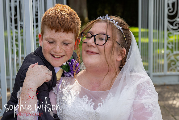 Wedding of Jack and Amanda Chenies Manor 120926-208
