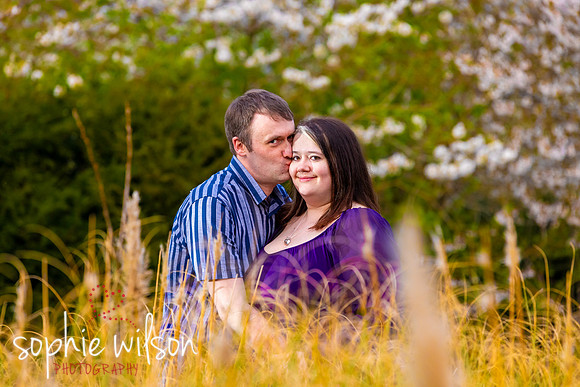 TelanaAndJoeTheGrovePreWeddingShoot-98