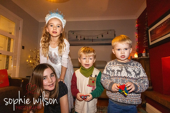 Sarah Church xmas family photoshoot-92