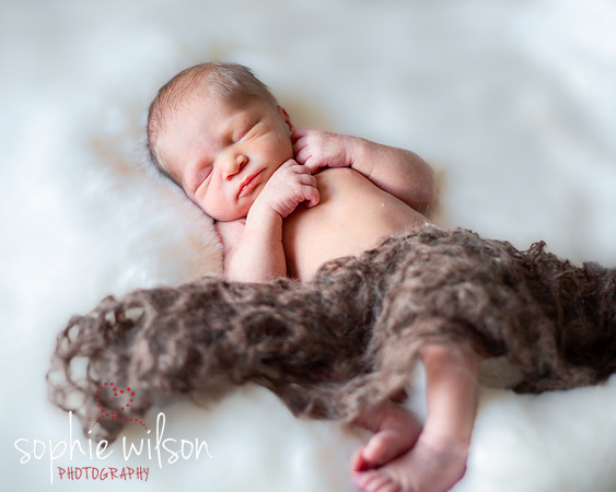 Caisonleenewbornbaby4daysold-2