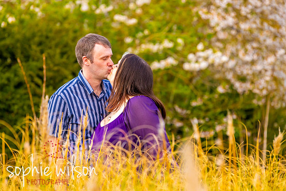 TelanaAndJoeTheGrovePreWeddingShoot-94