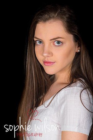 Sophie-Wilson-Photography-Studio-Portraits-18