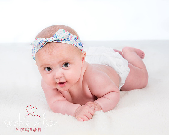 Sophie-Wilson-Photography-Studio-Portraits-24
