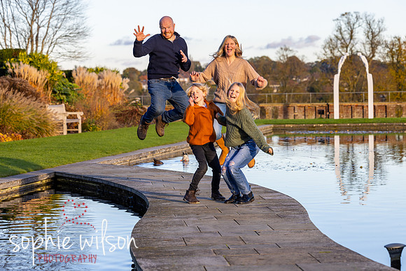 AutumncoloursphotoshootWhippendaleWoodsandTheGrove-110