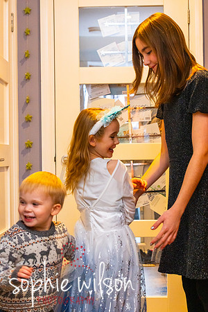 Sarah Church xmas family photoshoot-22