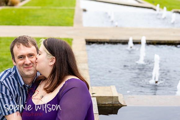 TelanaAndJoeTheGrovePreWeddingShoot-34