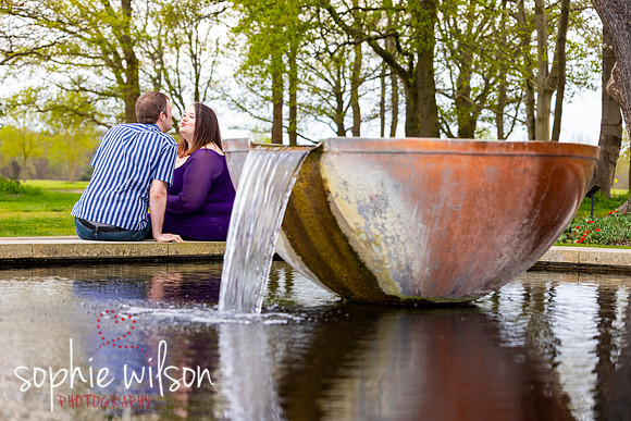 TelanaAndJoeTheGrovePreWeddingShoot-35