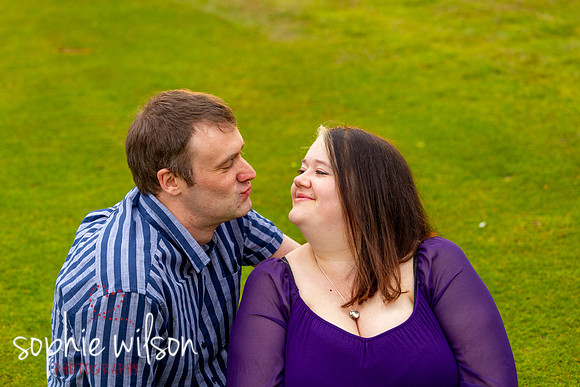 TelanaAndJoeTheGrovePreWeddingShoot-15