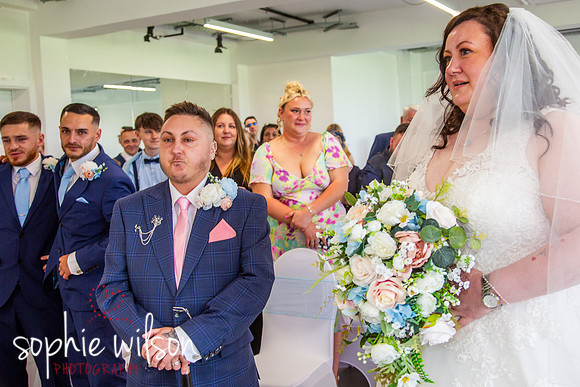 WeddingofLinaandLeeMetropolitanBushey-165